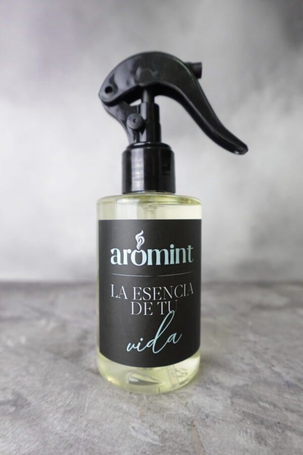 ROOM SPRAY WHITE TEA & THYME